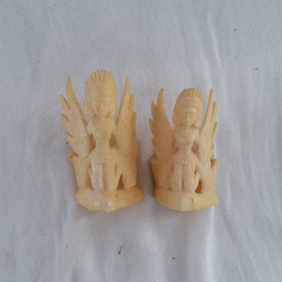 VINTAGE MAYAN BONE CARVING STATUETTES